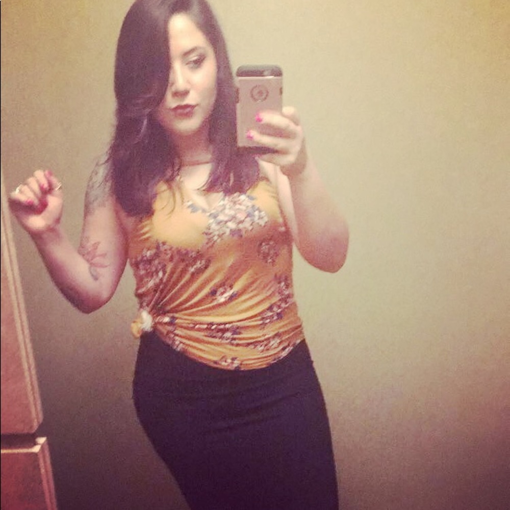 Meet your Posher, Steph